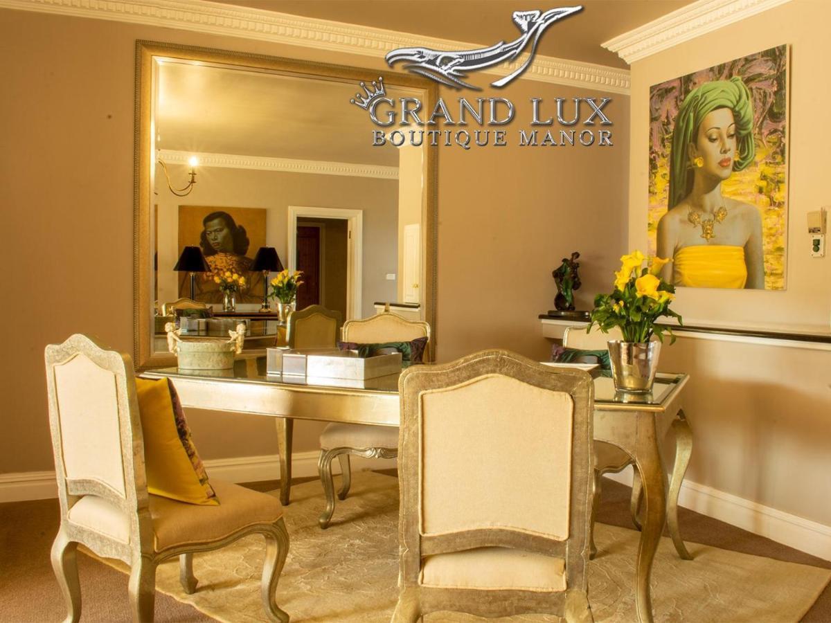 Отель Grand Lux Boutique Manor Херманус Экстерьер фото