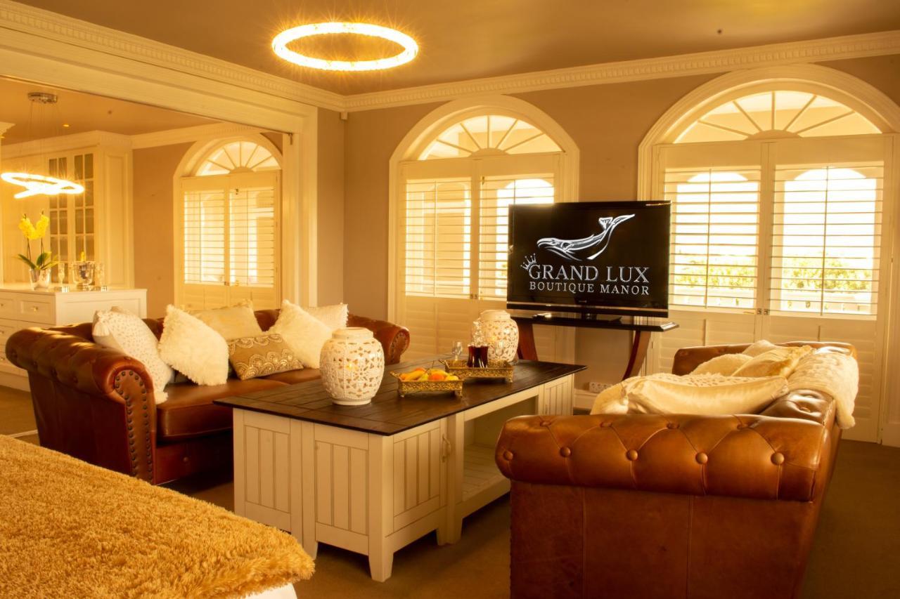 Отель Grand Lux Boutique Manor Херманус Экстерьер фото