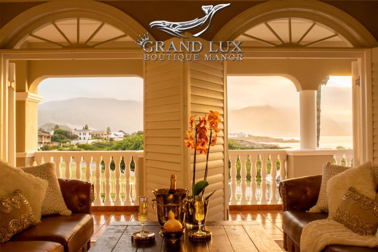 Отель Grand Lux Boutique Manor Херманус Экстерьер фото