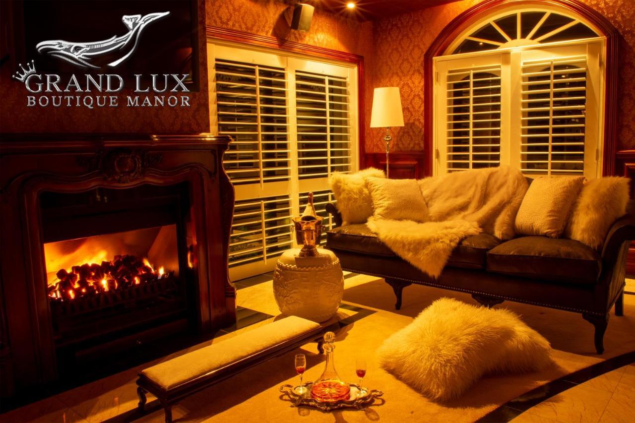 Отель Grand Lux Boutique Manor Херманус Экстерьер фото